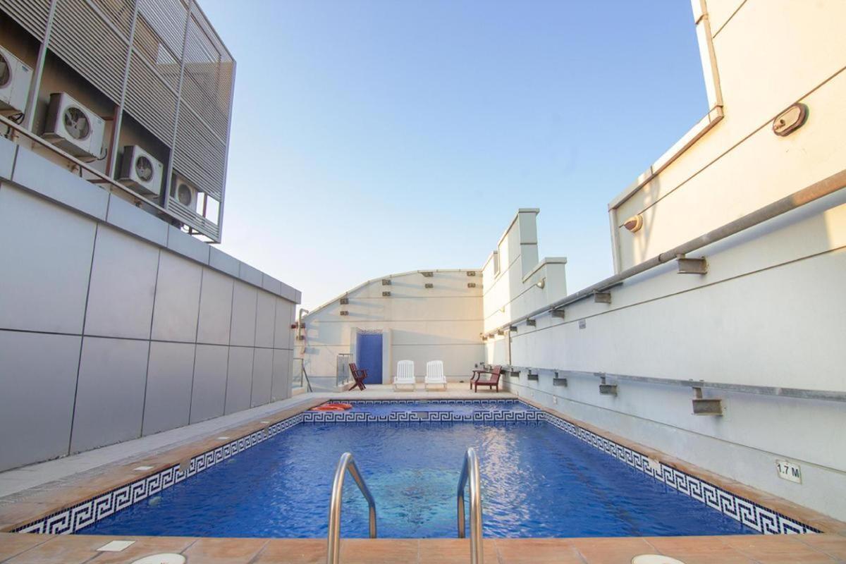 Better Living Hotel Apartments Dubai Exterior photo